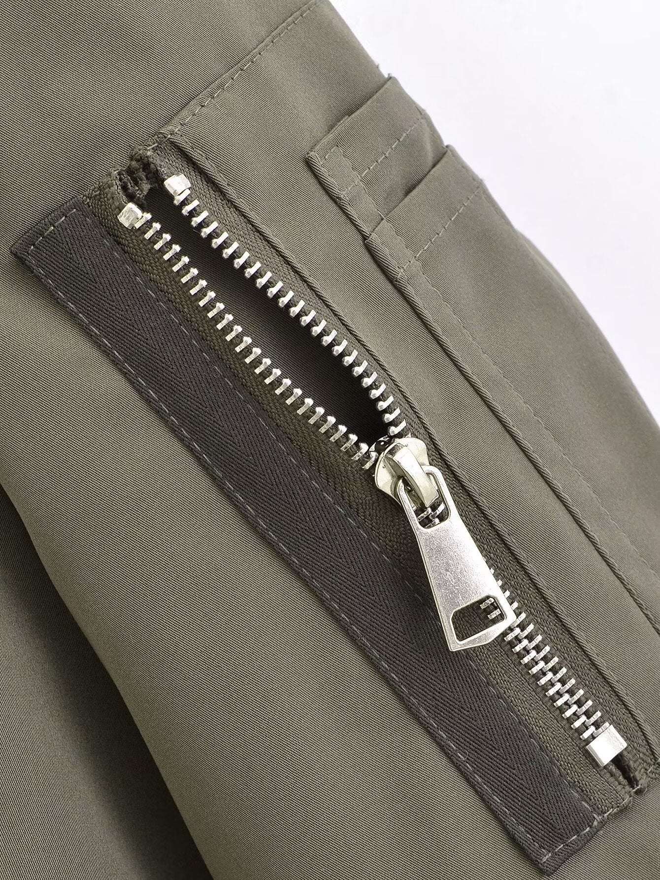 LD | Modieus en minimalistisch winterjack