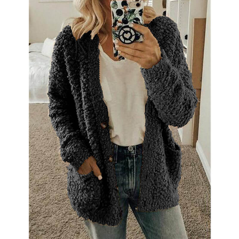LM | Relaxed and timeless coat