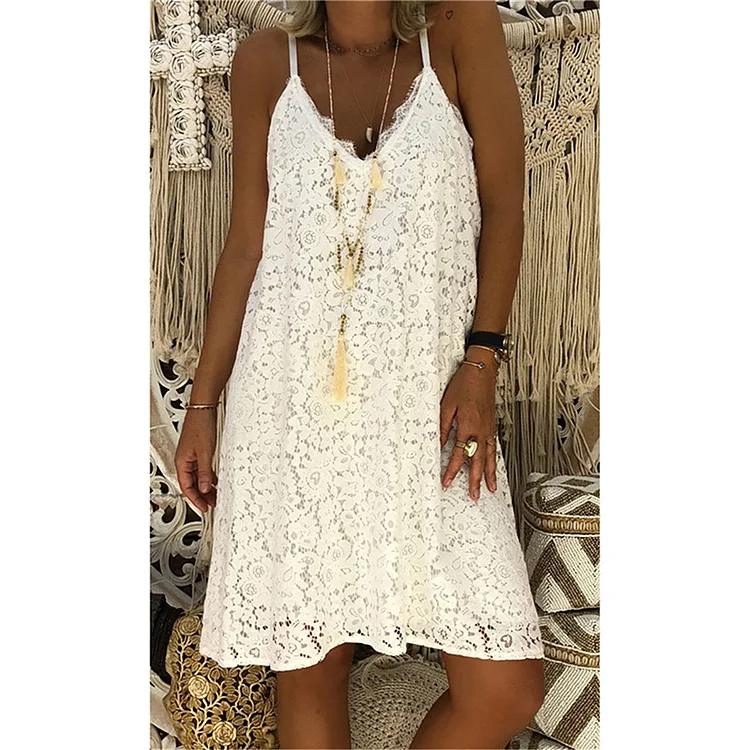 TS | Characteristic dress with lace straps