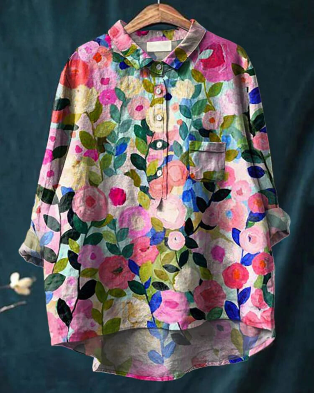 TS | Elegant and versatile floral blouse