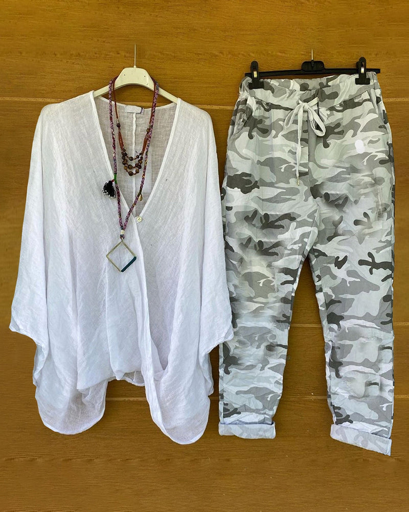 TS | Set of trousers and blouse with camouflage pattern