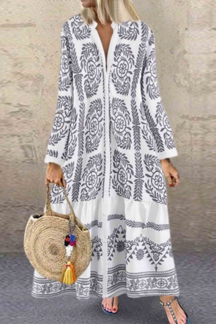 TS | Karol - Oversized dress with high collar and street print