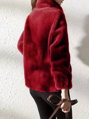 LM | Uncomplicated and chic winter coat