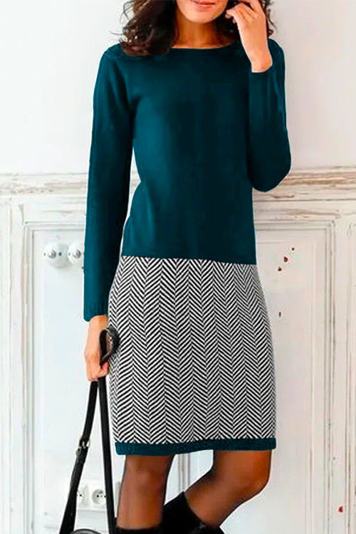 TS | Elegant two-tone knitted mini dress