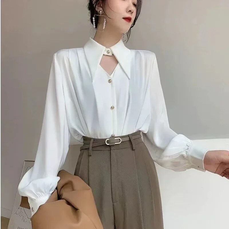 TS | Effortless and chic winter blouse