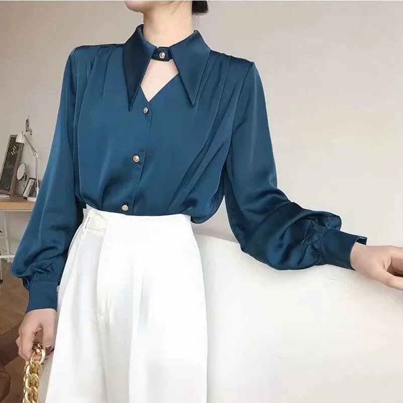 TS | Effortless and chic winter blouse