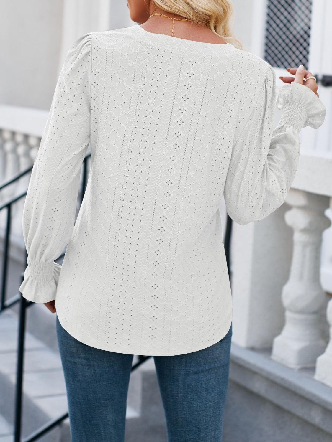 LM | Effortless and chic blouse