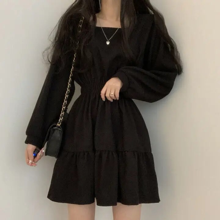 LM | High-waisted mini dress for women with a square collar.