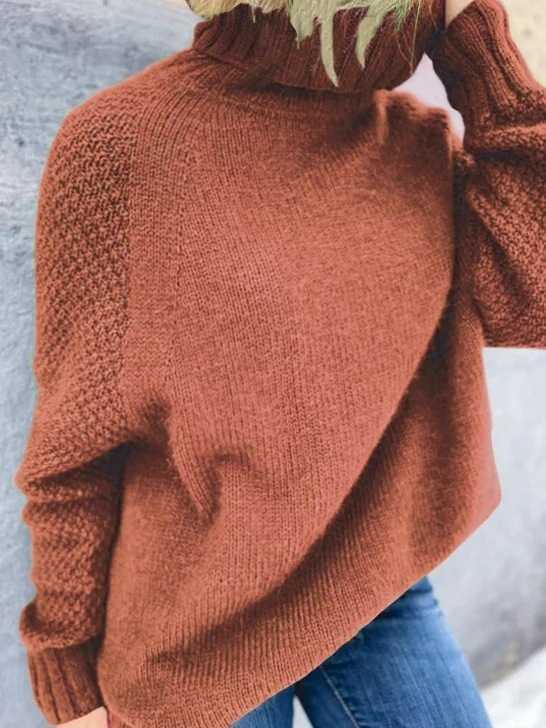 TS | Effortless and chic winter sweaters