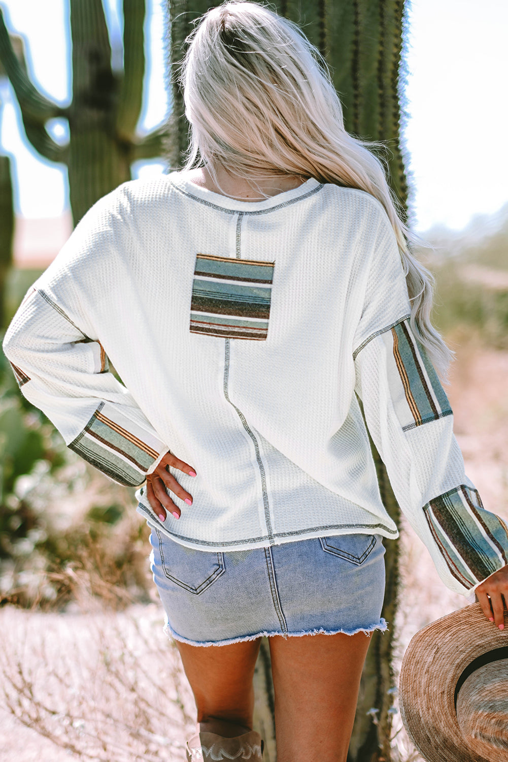 TS | Trendy and elegant winter top