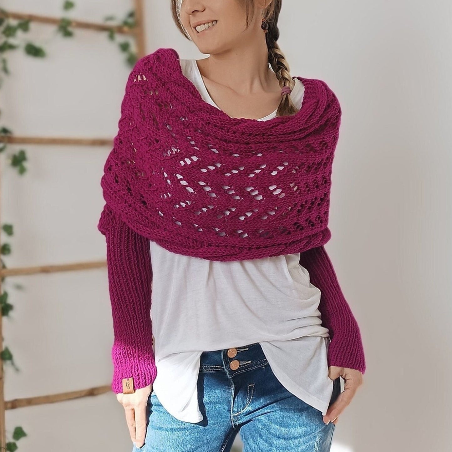 TS | Elegant knitted wrap sweater with openwork detail