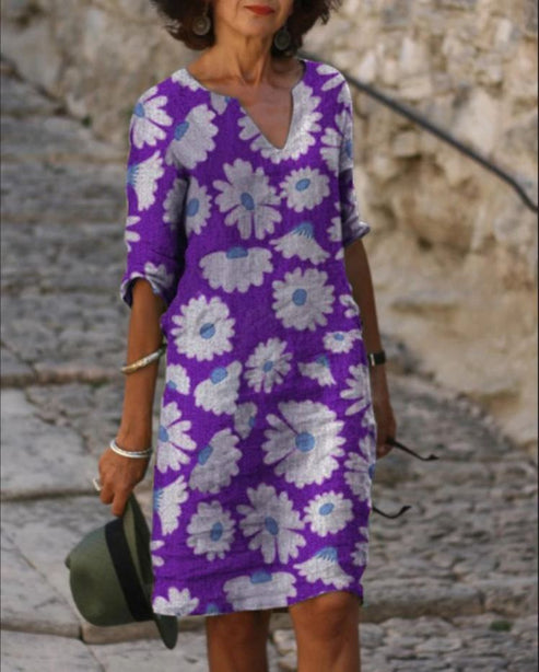 TS | Vintage midi dress with V-neck and half sleeves