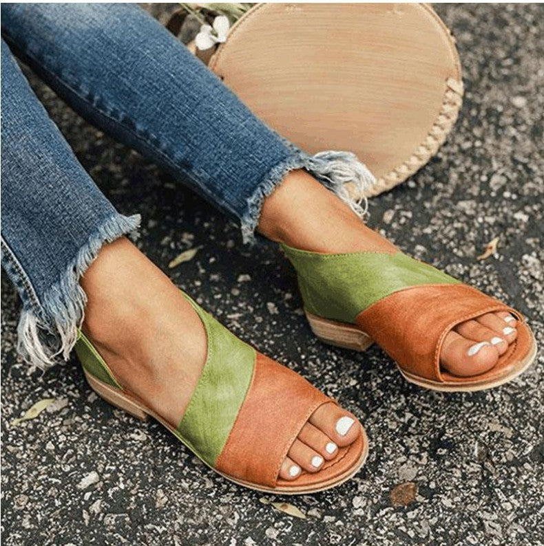 TS | Glamorous and cool sandals