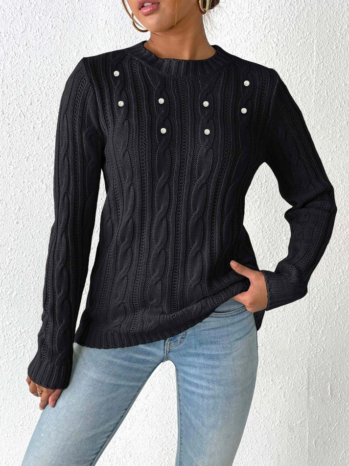 TS | Simple and stylish winter sweater