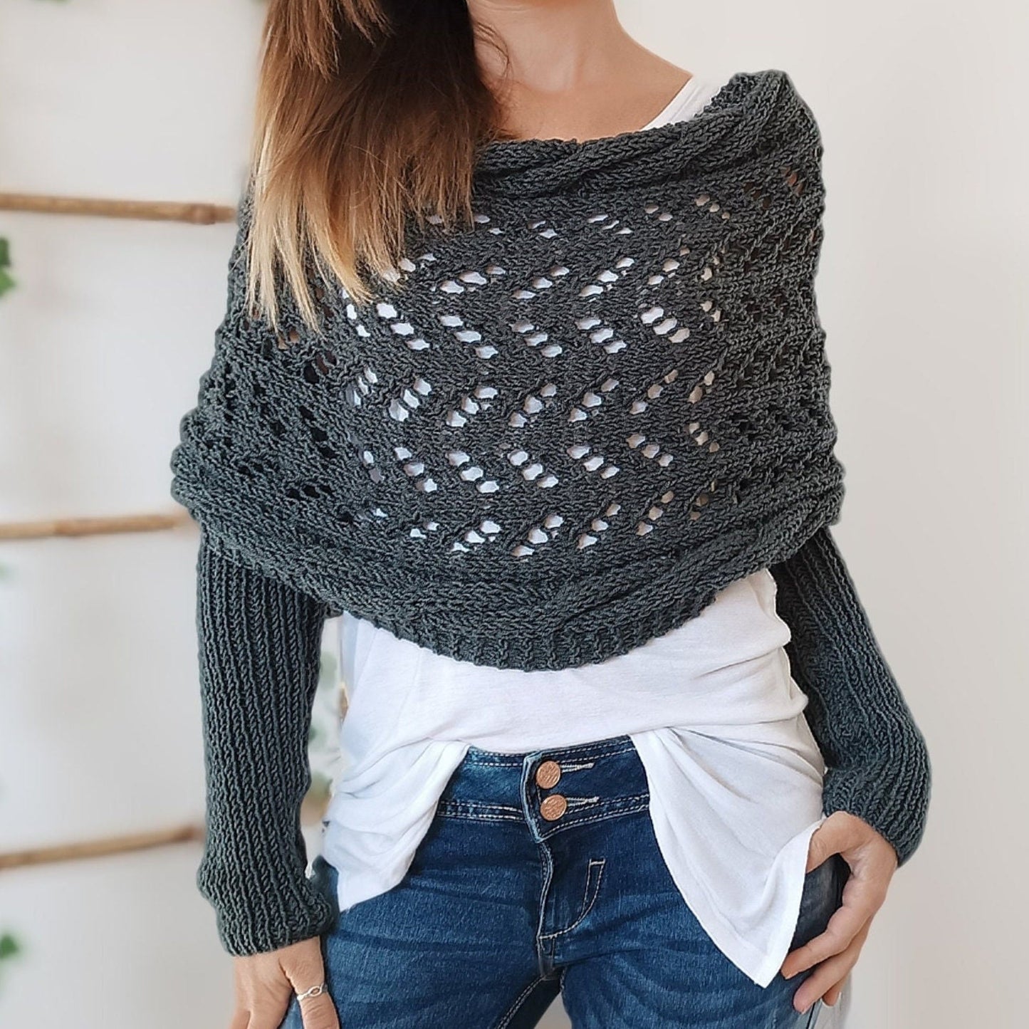 TS | Elegant knitted wrap sweater with openwork detail