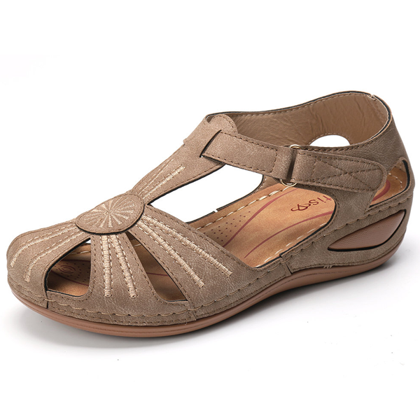LM | Chiara Wedge Sandals