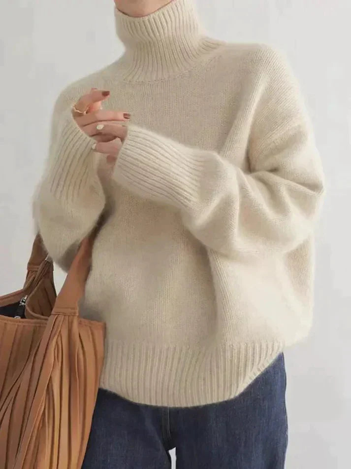 TS | Minimalist knitted sweater with a high neckline