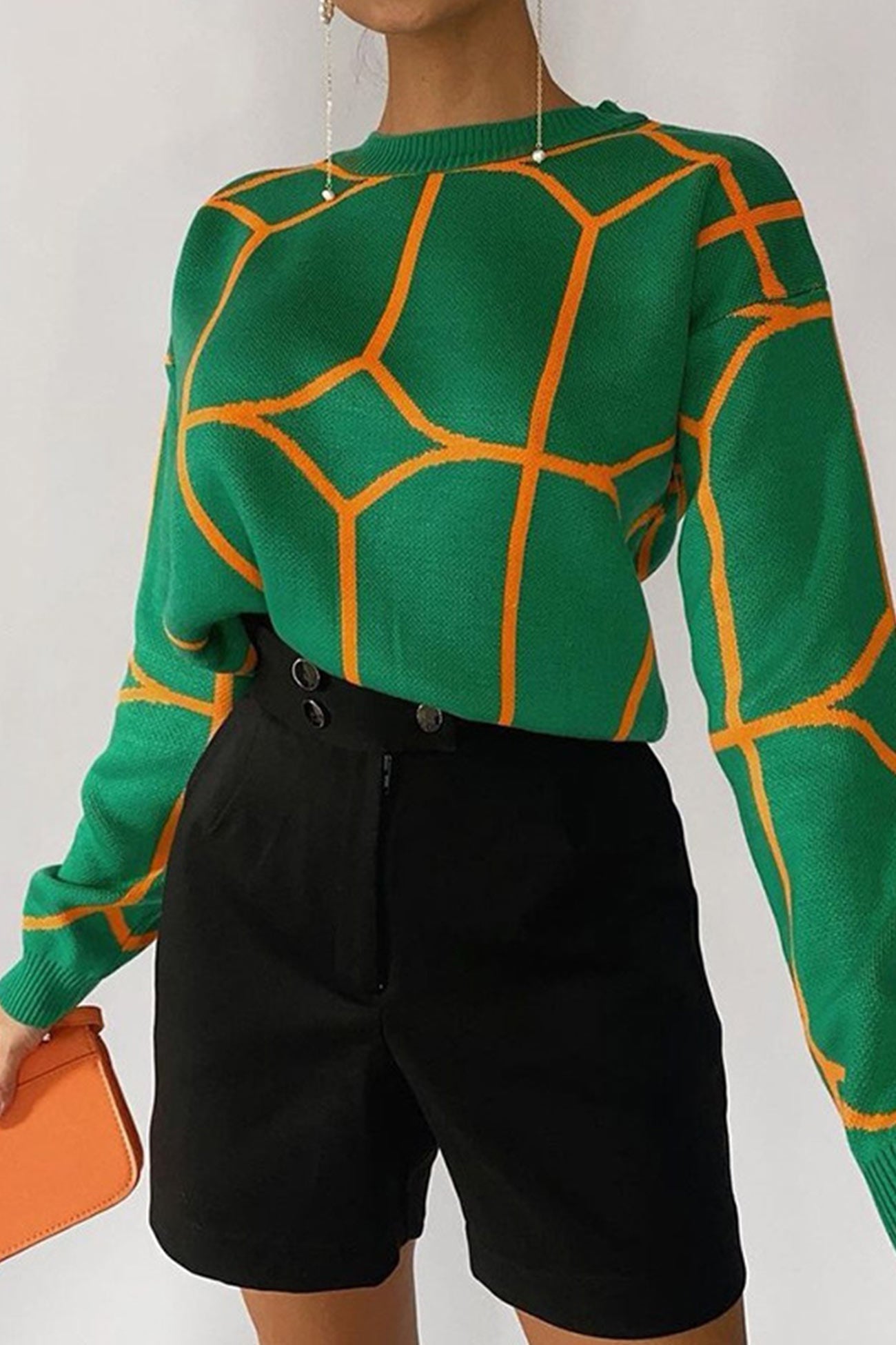 LM | Fashionable and effortless sweater