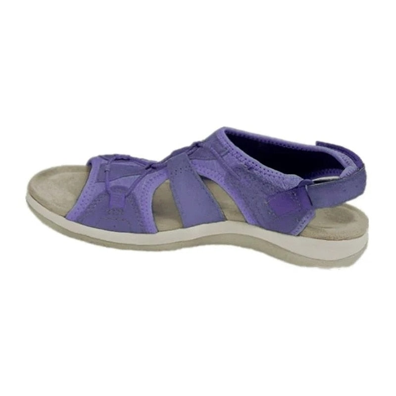 LD | Gepolijste en frisse sandalen
