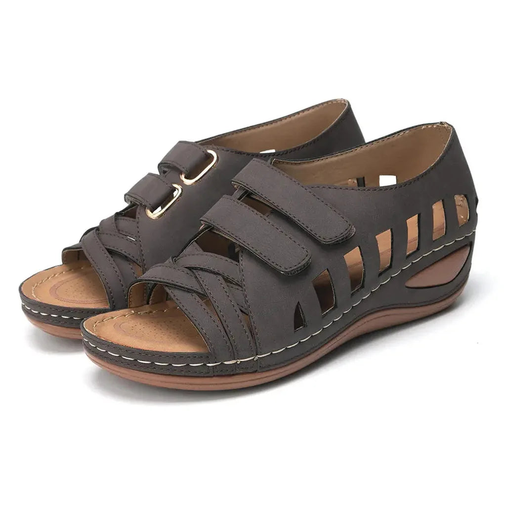 TS | Comfortable and fashionable orthopaedic winter sandals