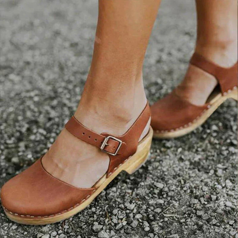 TS | Timeless and stylish general sandals