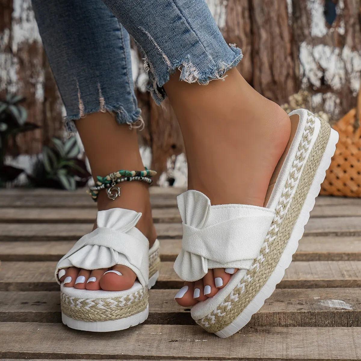 TS | Relaxed and stylish general sandals