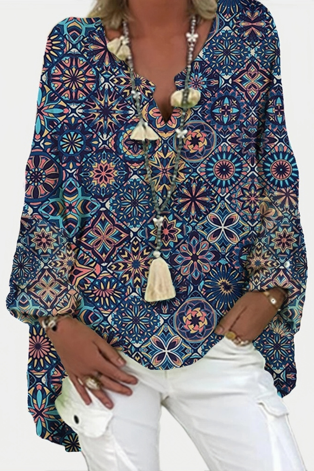 LM | Classic and elegant winter blouse
