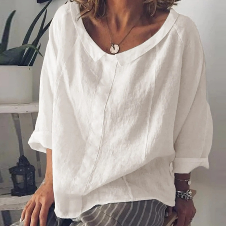 TS | Classic and comfortable winter blouse