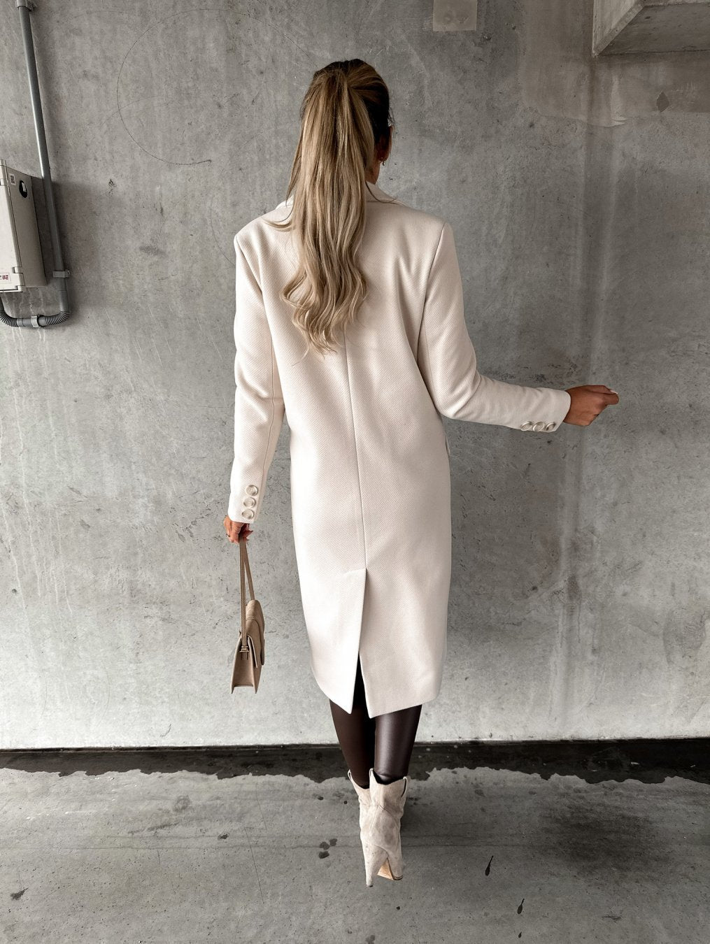 LM | Trendy and elegant coat