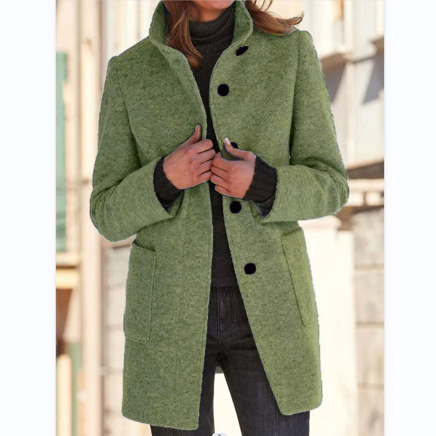 LM | Relaxed and timeless winter coat