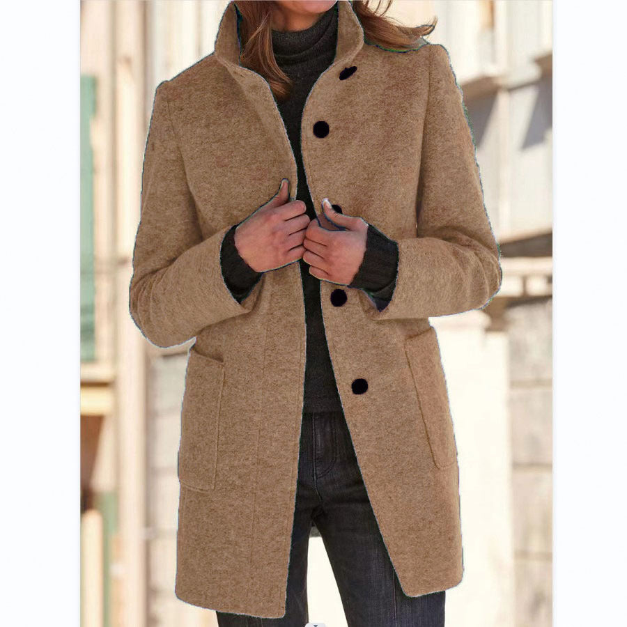 LM | Relaxed and timeless winter coat