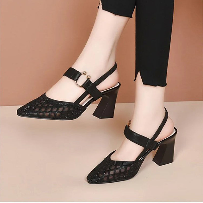 Sandalen met strass-steentjes met spitse teen en enkelbandje