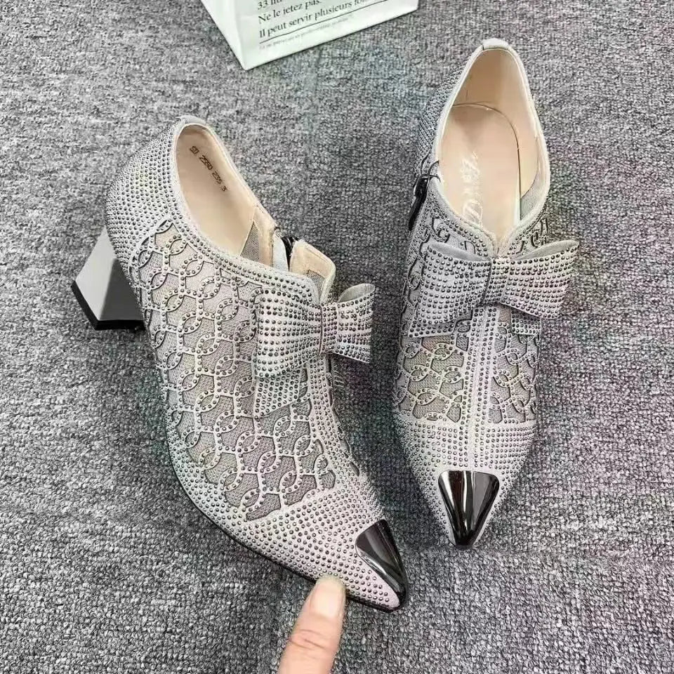 Strakke en ondersteunende orthopedische Sandalen