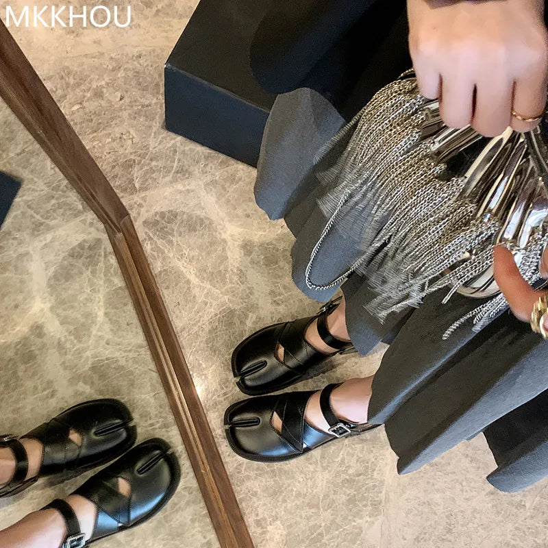 TS | Leather flats with split toe
