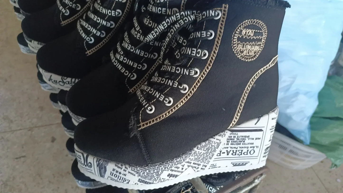 Veelzijdige en ondersteunende orthopedische Sneakers