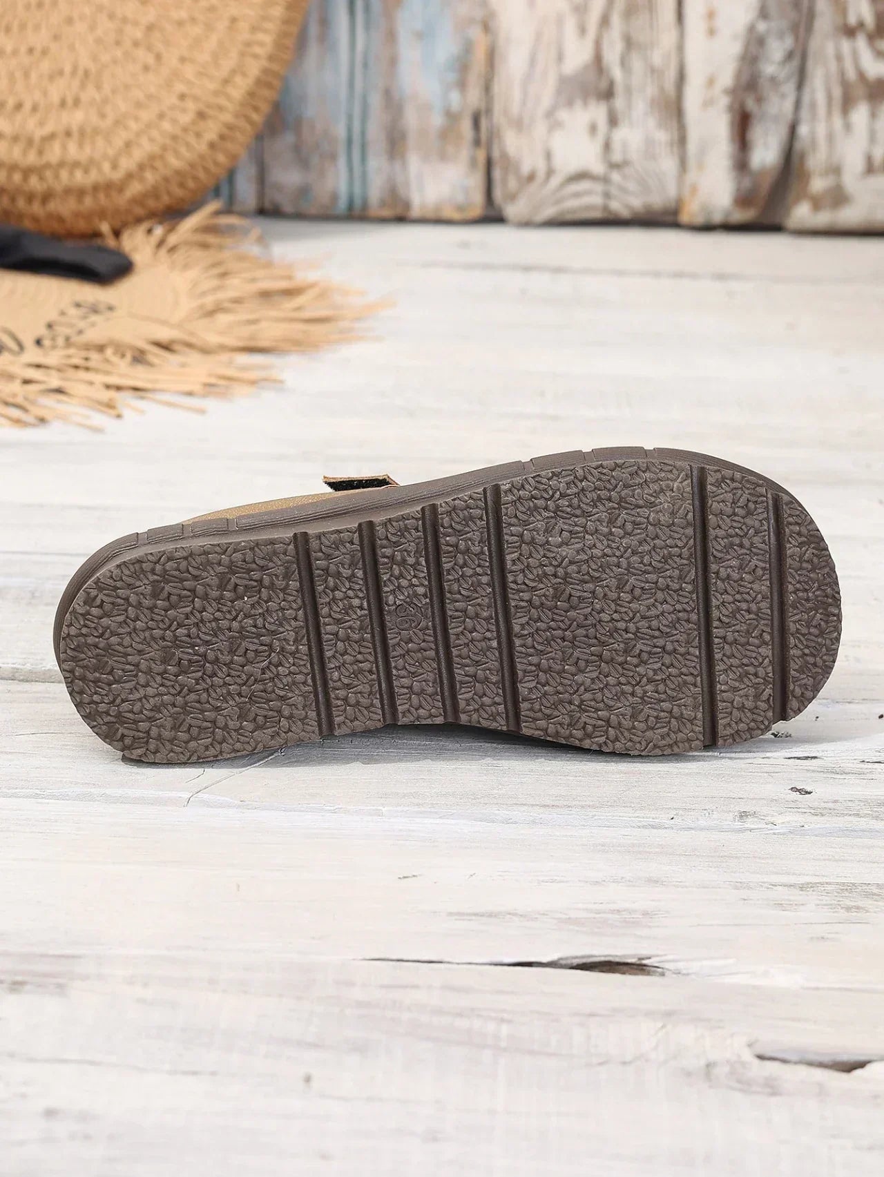 LD | Retro Literatuur Kunst Dikke Tong Grote Teen Sandalen