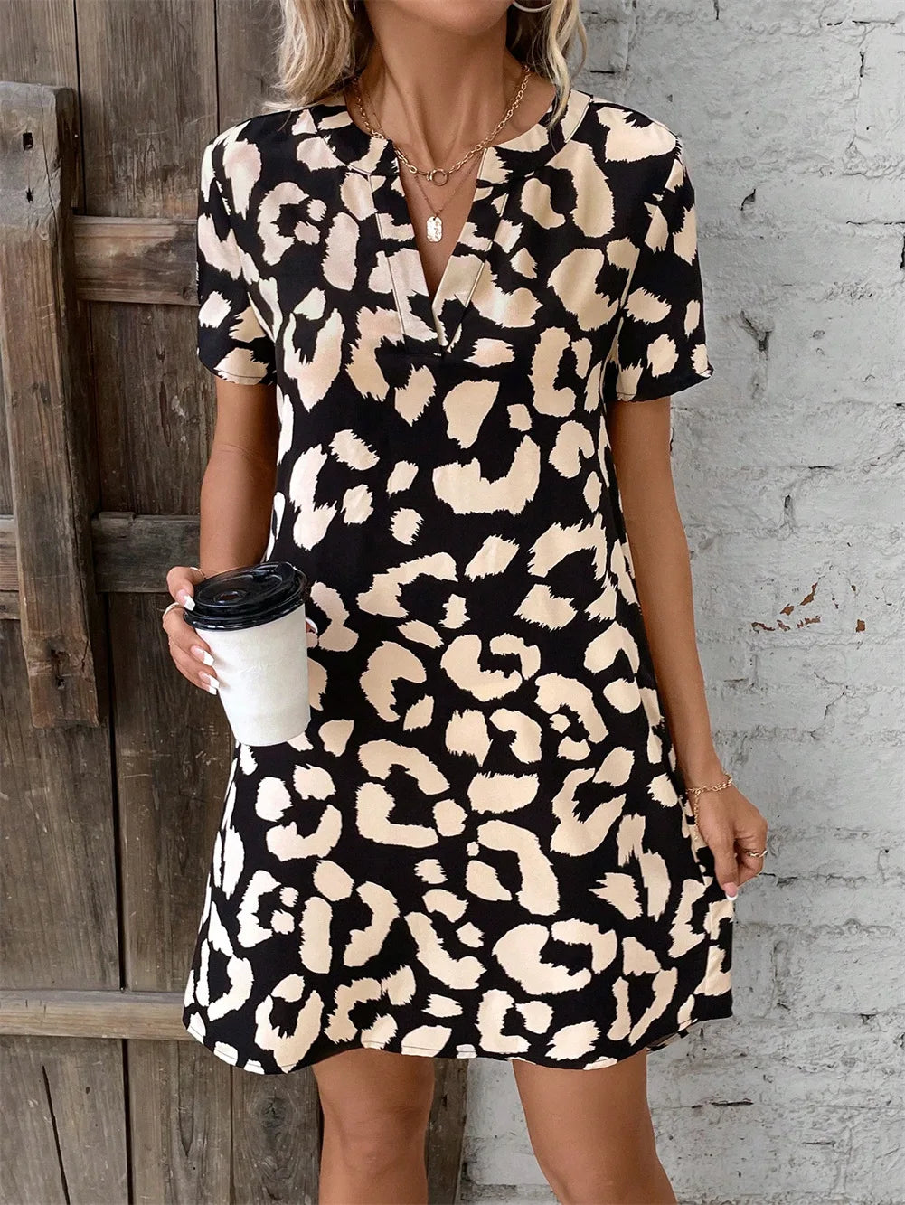LM | Casual mini dress with V-neckline