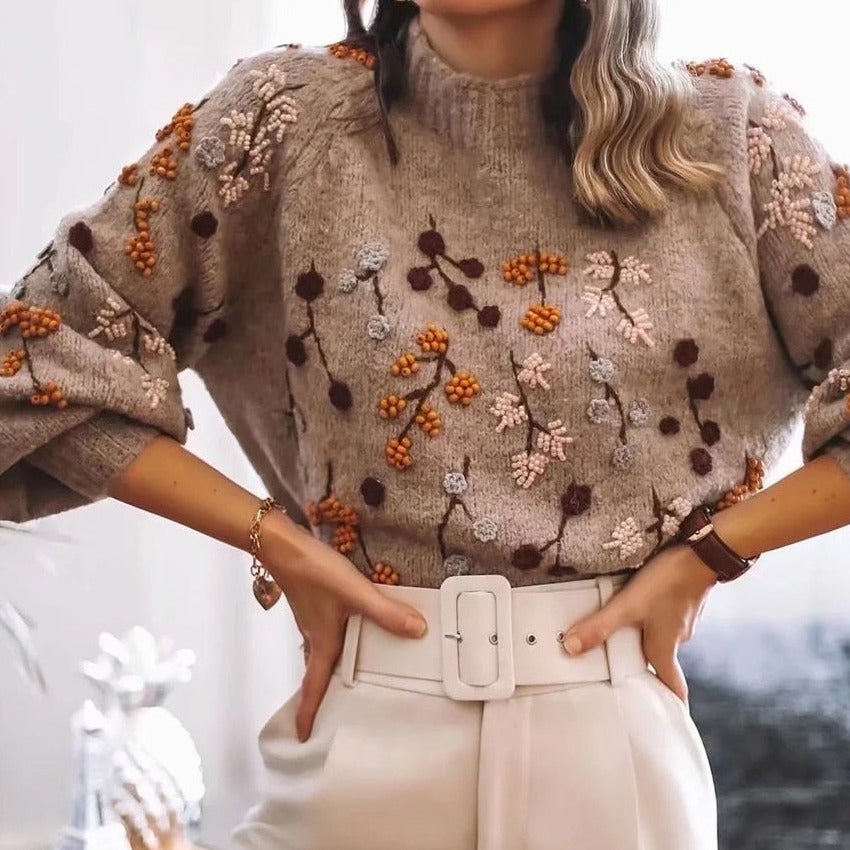 TS | Vintage knitted sweater with floral embroidery