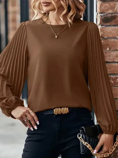 TS | Tailored and elegant winter top