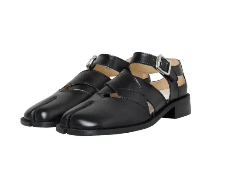 TS | Leather flats with split toe