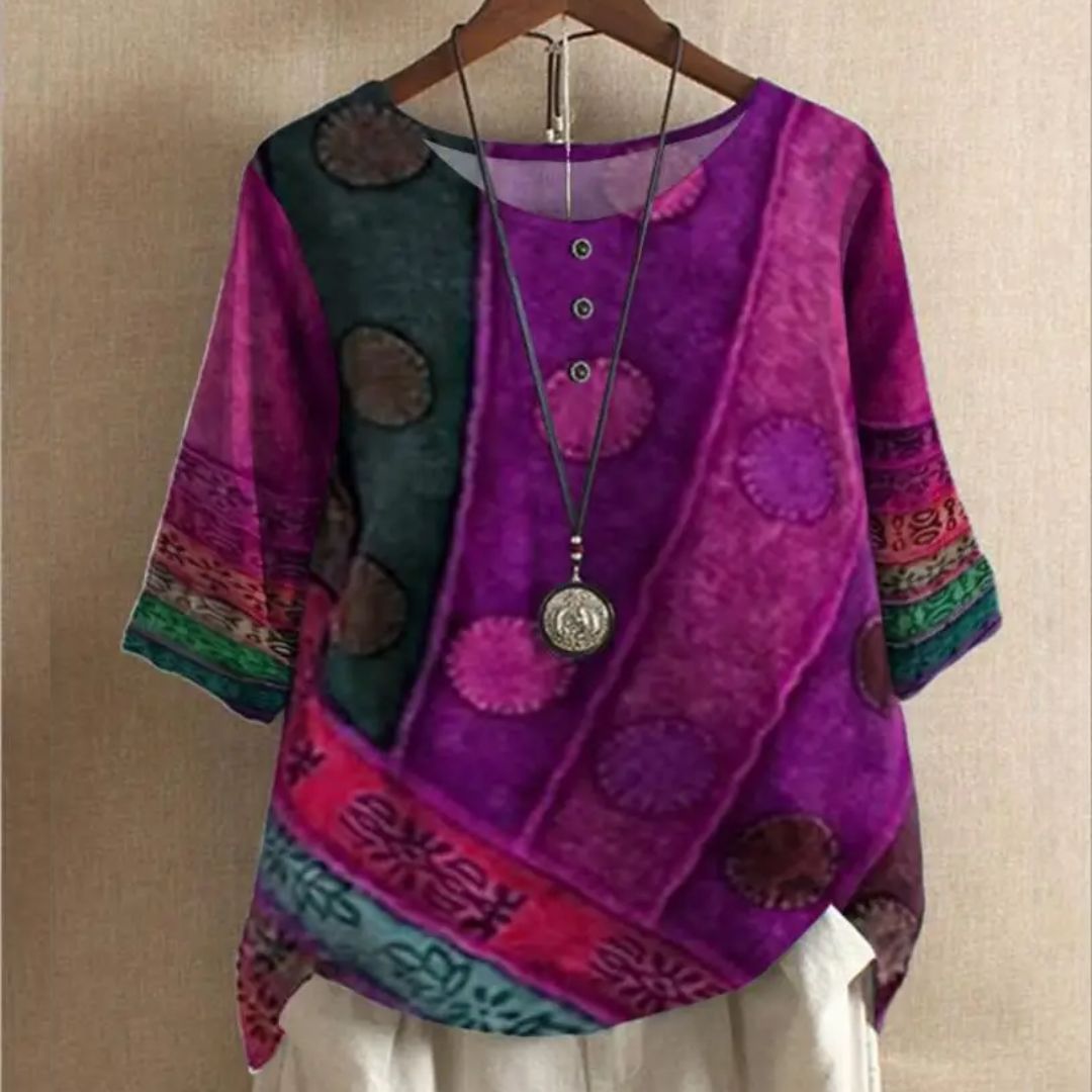 TS | Vintage and eye-catching shirt