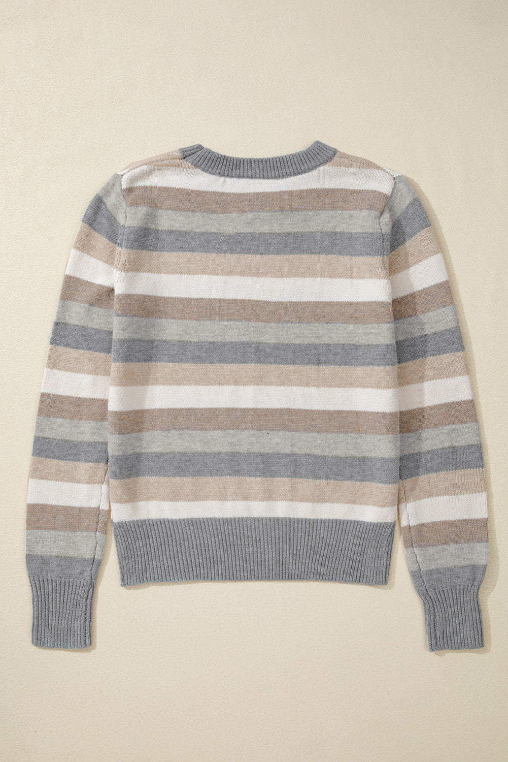 TS | Classic and fashionable winter sweater