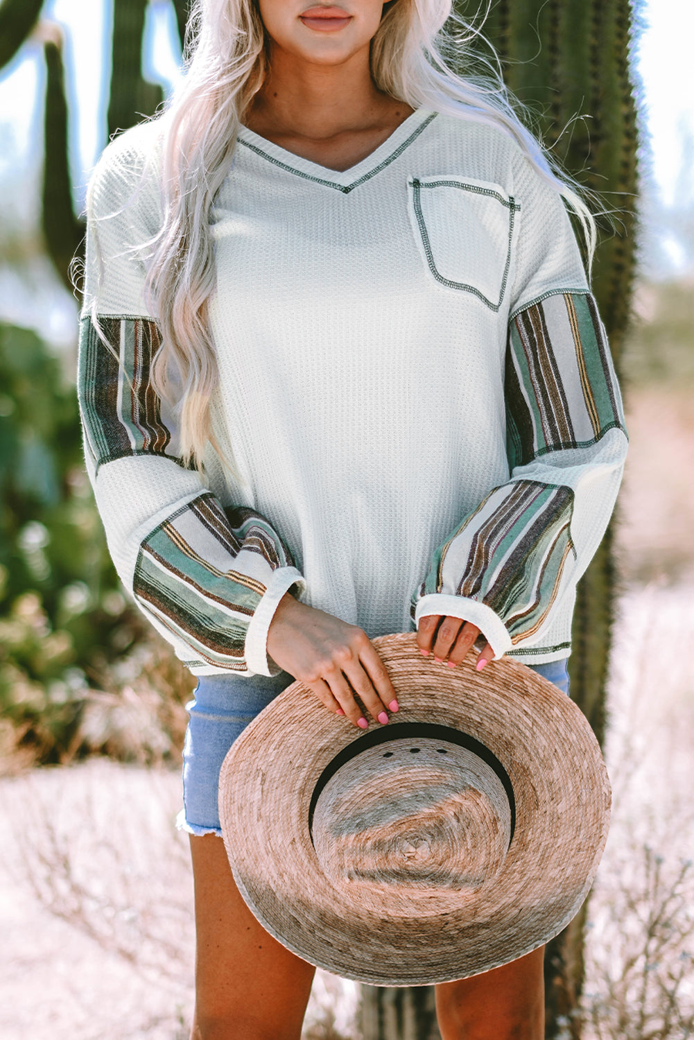 TS | Trendy and elegant winter top