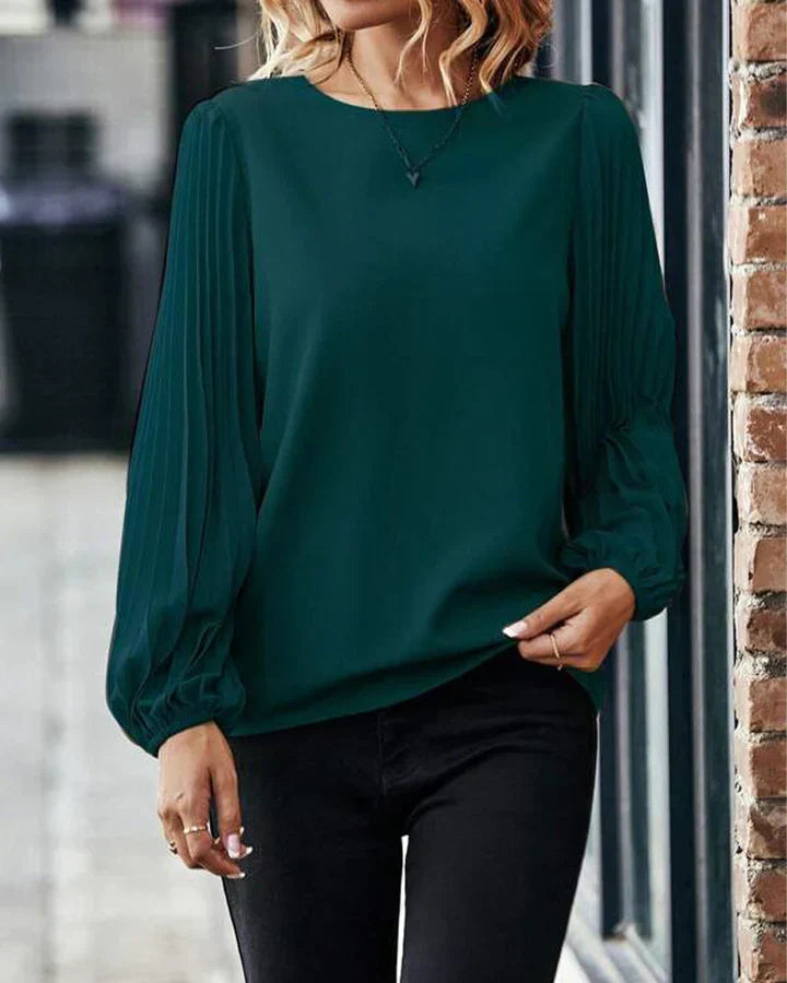 TS | Tailored and elegant winter top
