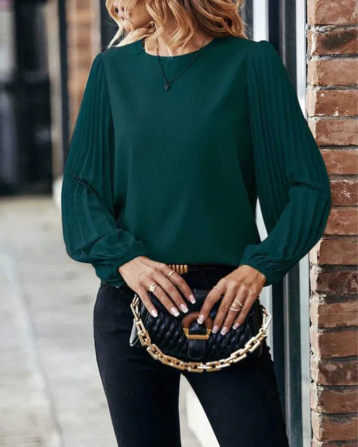 TS | Tailored and elegant winter top