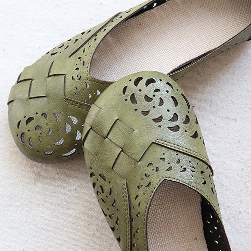 TS | Breathable leather flats in vintage style