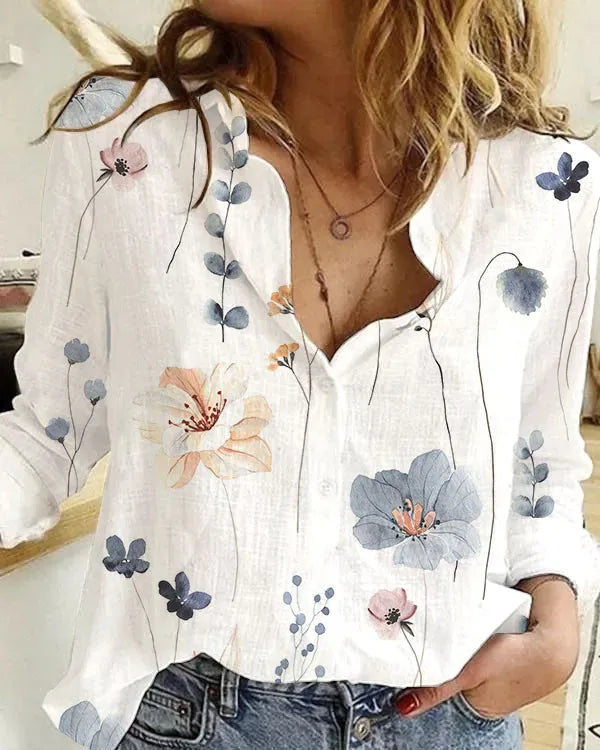 TS | Cozy T-shirt with botanical flowers