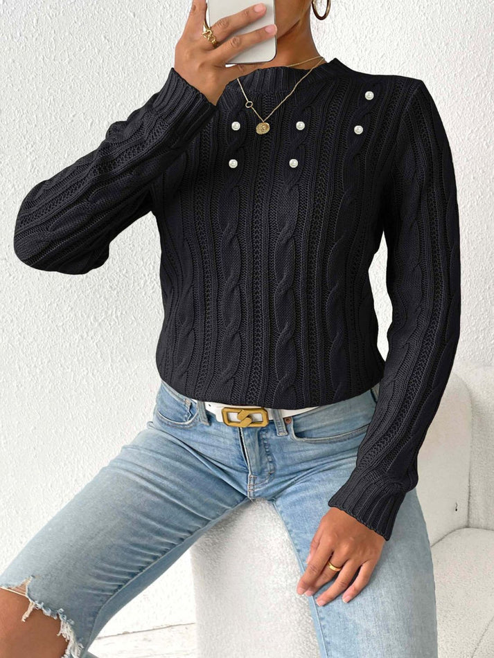 TS | Simple and stylish winter sweater