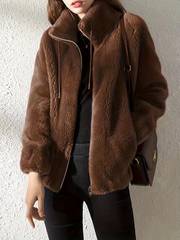 LM | Uncomplicated and chic winter coat