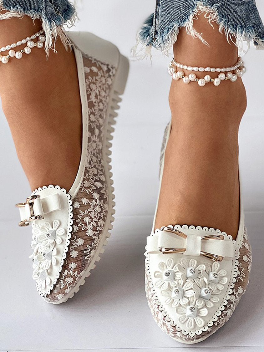 TS | Elegant, floral flats